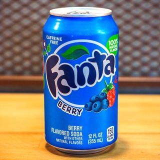 Американска Fanta Berry