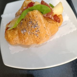 Cornetto salato nostrano 