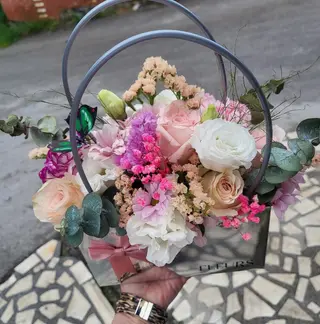 Torbica s mix cvijećem