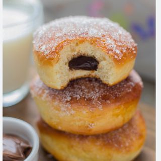 3 bombas rellenas de chocolate