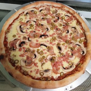 Pizza Cuatro Estaciones (40 Cm.)