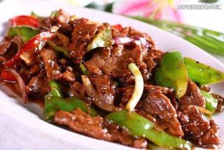 Manzo al pepe nero 黑椒牛柳