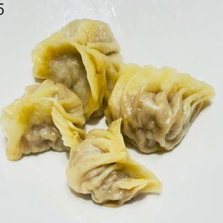 05 Ravioli di carne al vapore o griglia - 4 pezzi