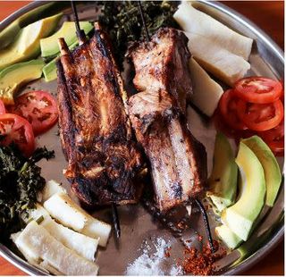 1kg Roasted Pork (Cassava, Greens and Avocado)