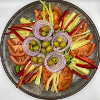 Preporučujemo! Bašta salata za 2 osobe 460 gr