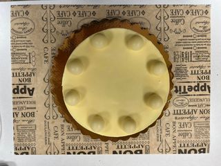 Малинова с бял шоколад(1парче)