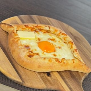 Adjaruli Khachapuri