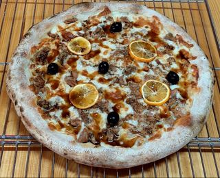 პიცა თინუსით 8 ნაჭრიანი