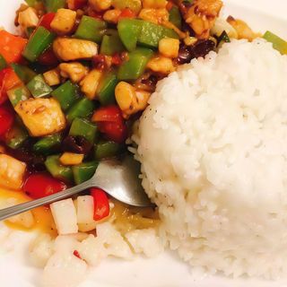 Arroz Con Pollo Y Salsa