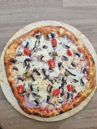 Pizza Capricciosa