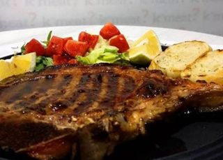 Arrosto grigliato più contorno e pane