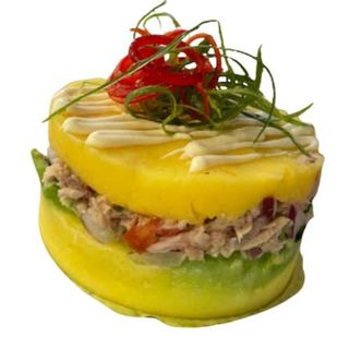 Causa rellena de atún