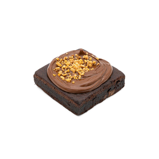 Brownie con Crema de Chocolate y Avellanas