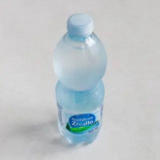 Woda niegazowana 500 ml