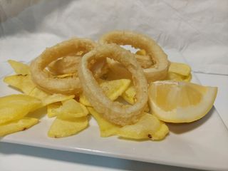Media Ración De Calamares 