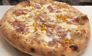 Bianca con mais, prosciutto cotto e panna