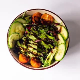 Miješana salata sa dresinogm