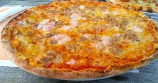 Pizza Milicias (Mediana)