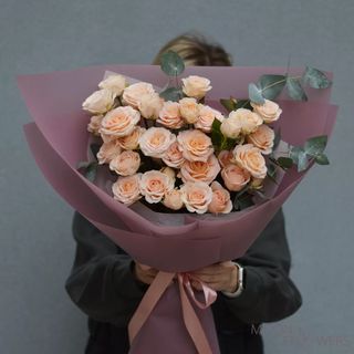 Buchet de trandafiri crem spray (S)