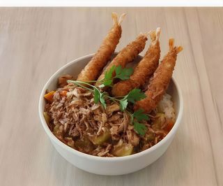 8. Arroz Al Curry Ebi