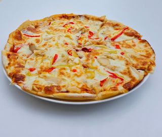 კლასიკური პიცა ბეკონით