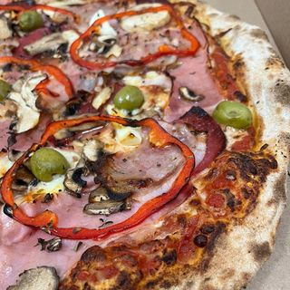 Pizza Completa Grande