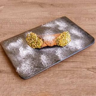 CANNOLO SICILIANO Grande con Ricotta al PISTACCHIO