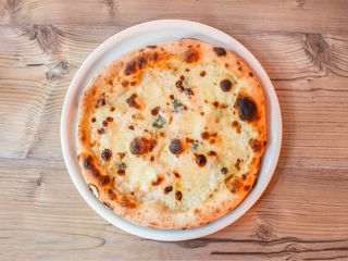 Pizza Quattro formaggi