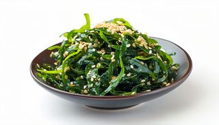 Insalata di alghe wakame e sesamo