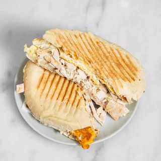 Campero Caleño De Pollo