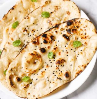 Garlic naan