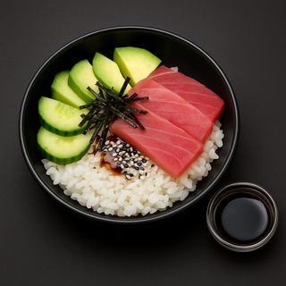 Поке боул зі свіжим тунцем (300г)