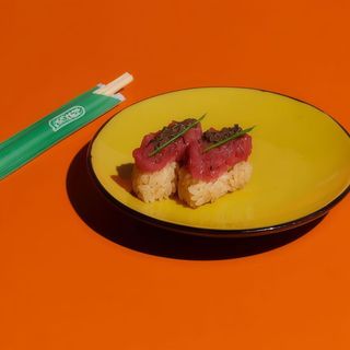 Maguro Ku niguiri (2 Uds.)