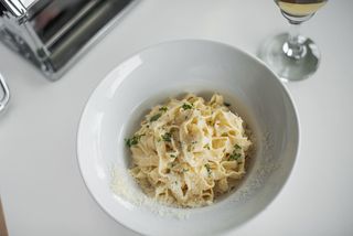 Паста 4 сира (300г)