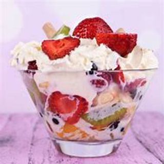 Fruit Salad With Ice-Cream