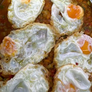 Ración de Pisto  con Huevo*