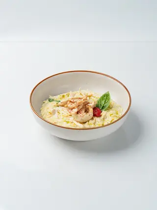 Паста ризони со шпинатом с курицей (430г)