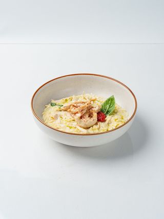 Паста ризони со шпинатом с курицей (430г)