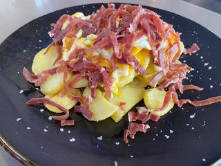 Patatas revueltas al estilo del chef
