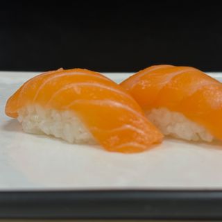 Nigiri sake