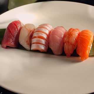 Nigiri Chef's selection 6pz