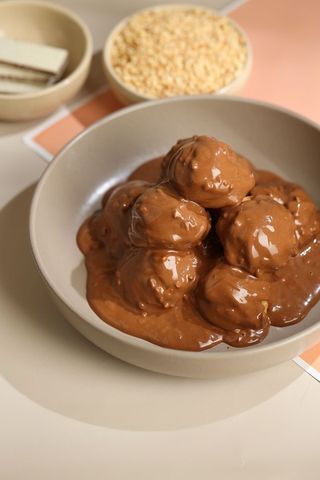 Ferrero Rocher Cream Puff Mountain