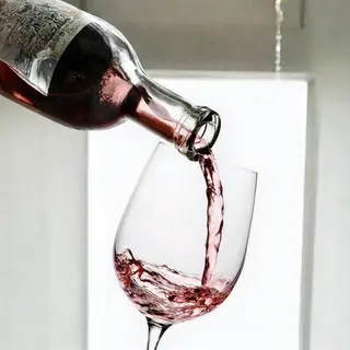 House Rose Wine / Viso Rosado de la Casa