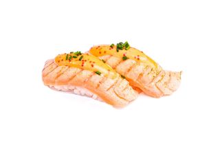 47.Nigiri Salmón Flameado (3 Pzas.)