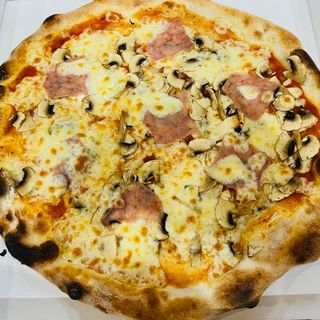 La Pizza Fiambre e Cogumelos