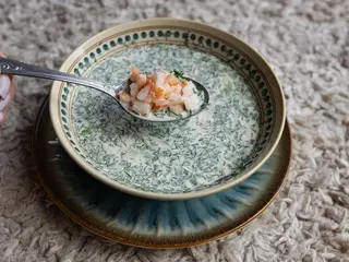 Окрошка з креветками (300g)