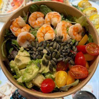 Insalatona Gamberi & Avocado