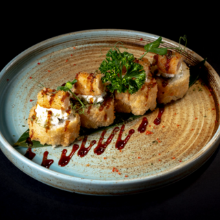 444.Uramaki salmone ebi fritto(4pz) 炸三文鱼虾大卷