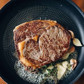 Стейк свиний (250г)