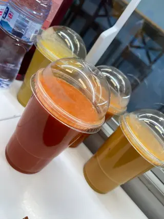 Batido De Zumo Naranja Con Aguacate